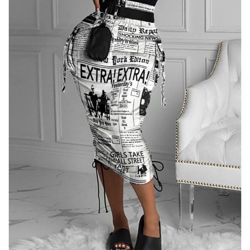 Midi Skirt newspaper print